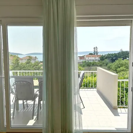Daire Comfortable Between Split And Trogir